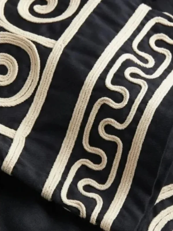 Robe courte et mache longue et large, motifs brodé - 140725/0958 – Image 5