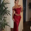Ensemble de robe  en satin, corset , haut court et jupe longue - 140725/2313
