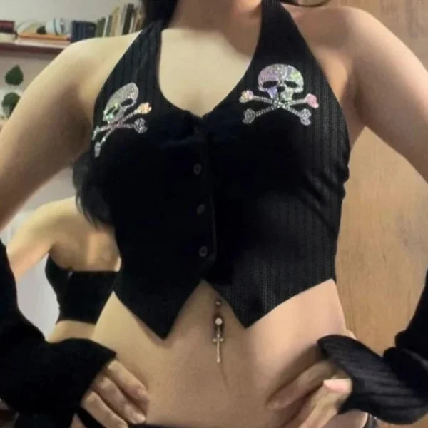 Haut court dos nu tête de pirate , col en V profond, dos nu - 190725/1850
