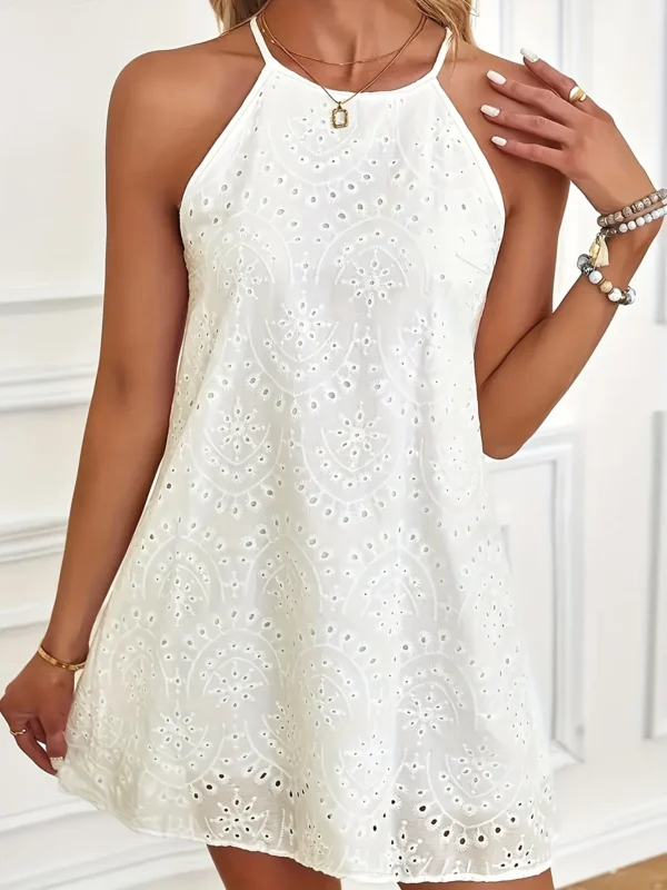 Robe à œillets - 070825/0809 – Image 4